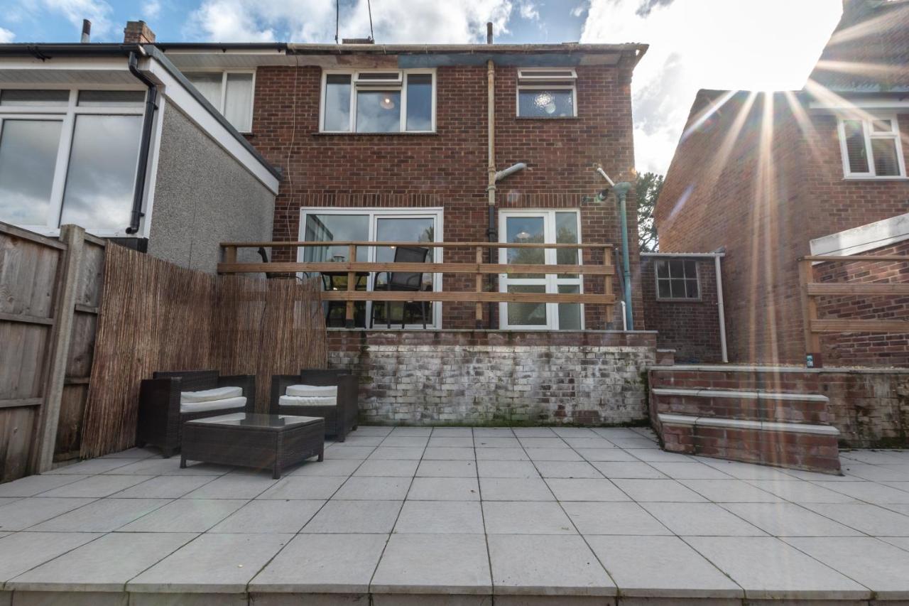 3 Bedrooms House Ideal For Long Stays! Southampton Kültér fotó